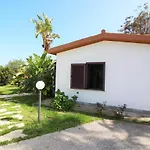 Caterina A Pochi Passi Dalla Con 3 E Giardino Privato Costa Rei