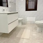 Caterina A Pochi Passi Dalla Con 3 E Giardino Privato * Costa Rei