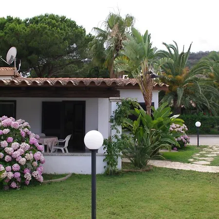 Dom wakacyjny Caterina A Pochi Passi Dalla Con 3 E Giardino Privato *