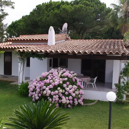 Dom wakacyjny Caterina A Pochi Passi Dalla Con 3 E Giardino Privato Costa Rei